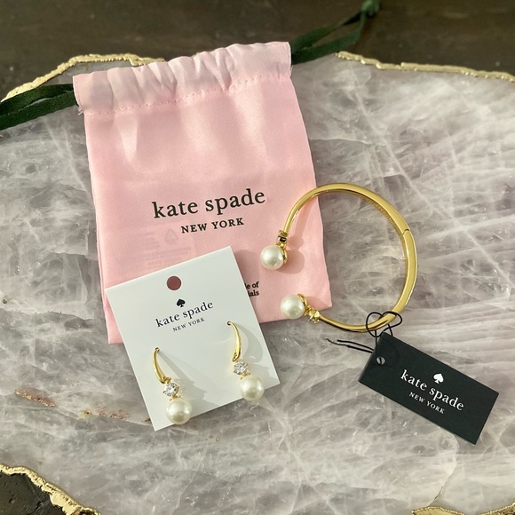 GIFT IDEA💕NWT 2pc Kate Spade Pearls of Wisdom Drop Earrings & Bracelet Set - Picture 6 of 12
